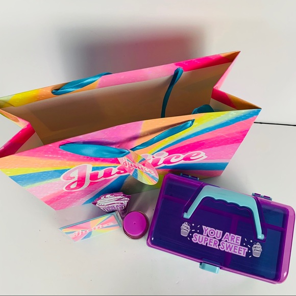 Justice just shine cosmetic gift set cupcake - Picture 5 of 7